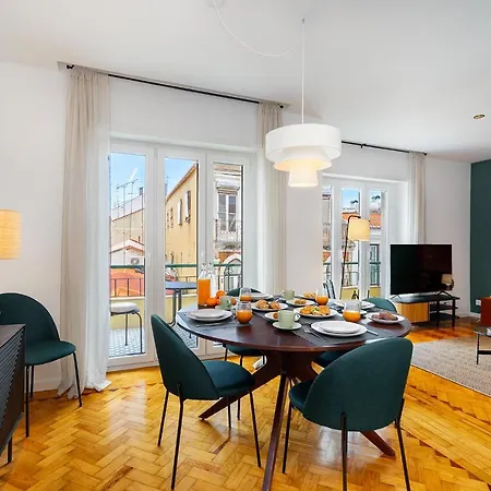 Whome Prime Location W Ac 3-bed Duplex Perfect For Families Only Lisbon