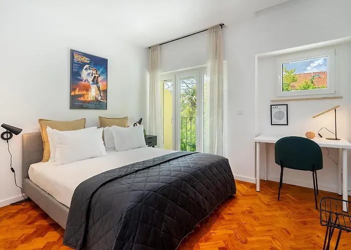 Whome Prime Location W Ac 3-bed Duplex Perfect For Families Only