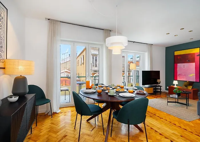 Whome Prime Location W Ac 3-bed Duplex Perfect For Families Only 리스본