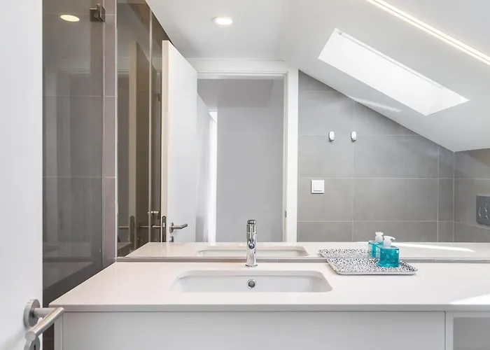 Whome Prime Location W Ac 3-bed Duplex Perfect For Families Only 아파트